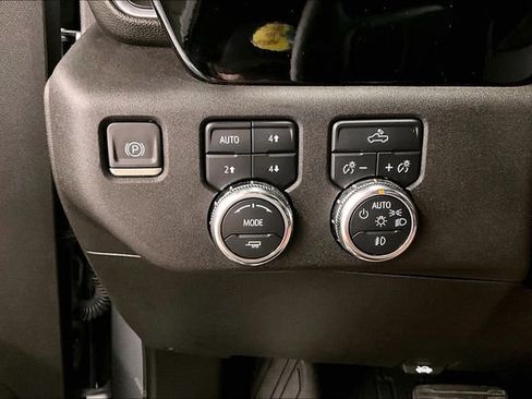 Used 2024 GMC Sierra 1500 Elevation AWD/4WD image 39