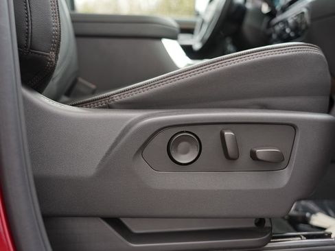 Used 2025 Chevrolet Silverado 3500 High Country w/ High Country Premium Package AWD/4WD image 33