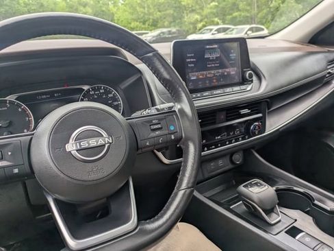 Used 2023 Nissan Rogue SV w/ SV Premium B Package AWD/4WD image 32