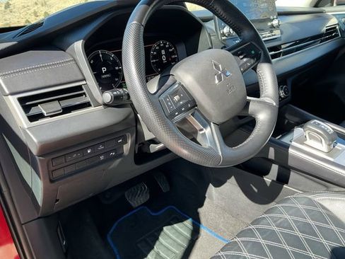 Used 2023 Mitsubishi Outlander SEL image 30