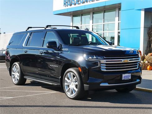 Certified 2024 Chevrolet Suburban High Country image 23
