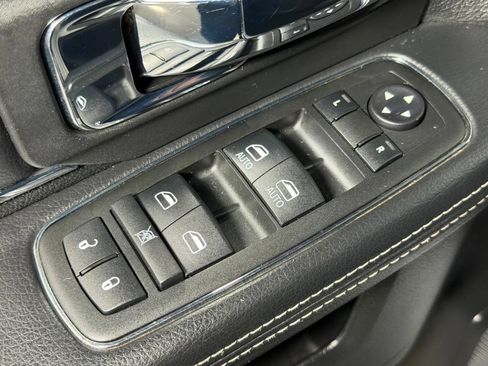 Used 2015 RAM 1500 Laramie w/ Convenience Group AWD/4WD image 27