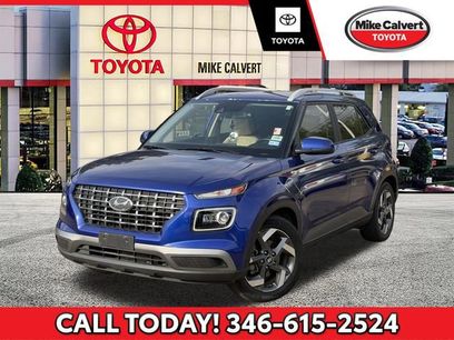 Used 2020 Hyundai Venue SEL w/ Convenience + Premium Package