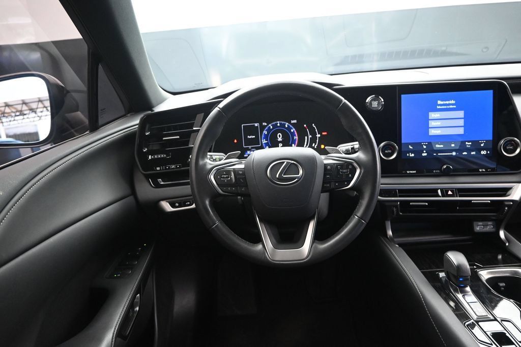 Used 2024 Lexus RX 350 FWD w/ Technology Package image 29