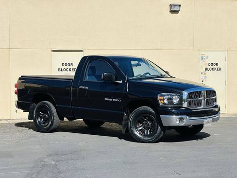 Used 2007 Dodge Ram 1500 Truck ST RWD image 2