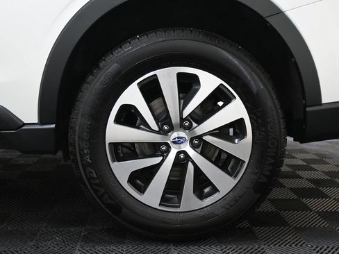 Used 2022 Subaru Outback Premium AWD/4WD image 40