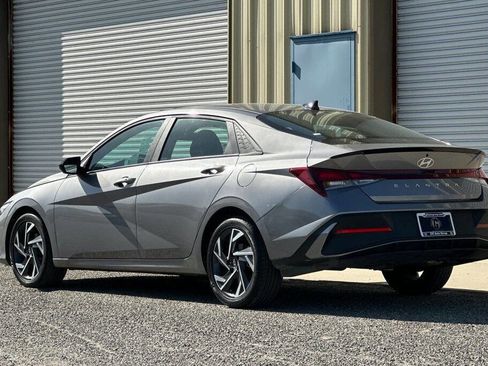 Used 2025 Hyundai Elantra Sport w/ Cargo Package image 4