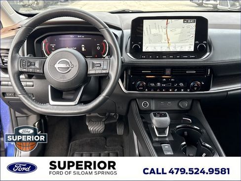 Used 2022 Nissan Rogue Platinum w/ Head-Up Display Package AWD/4WD image 8