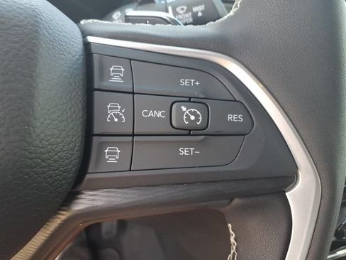 New 2026 Jeep Grand Cherokee L Laredo RWD image 27