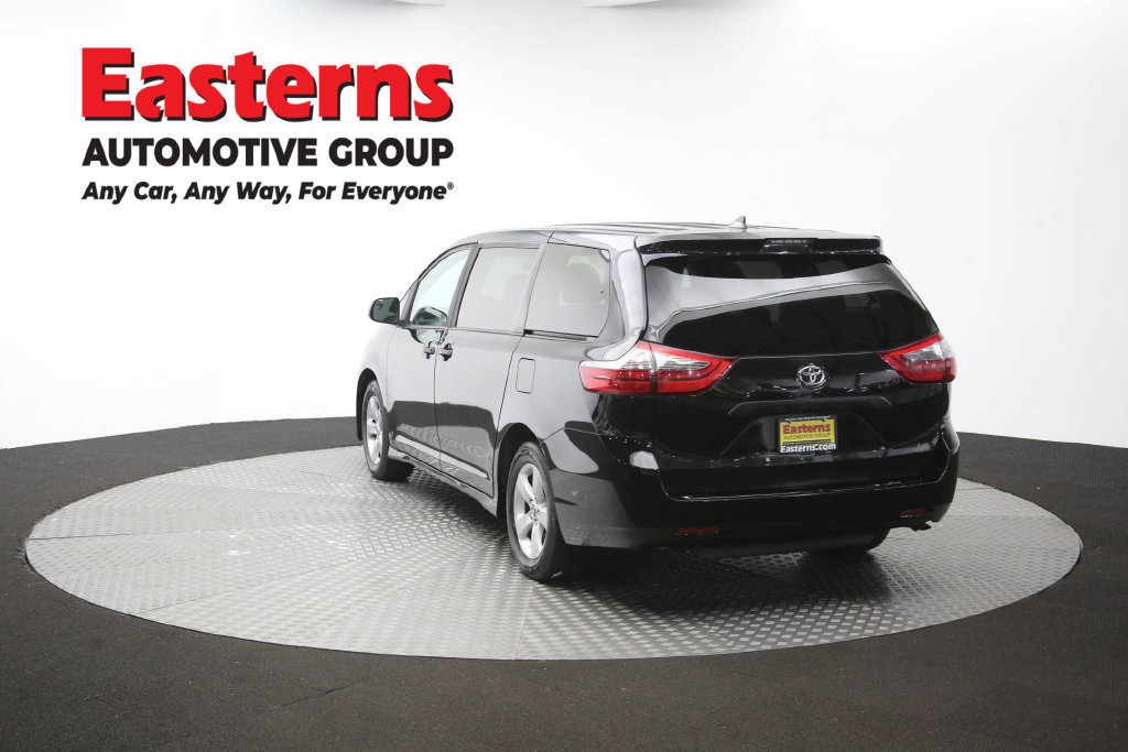 Used 2020 Toyota Sienna L FWD image 66