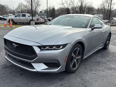 Used 2024 Ford Mustang Premium image 39