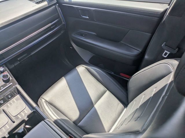 Used 2024 Hyundai Santa Fe Calligraphy FWD image 18