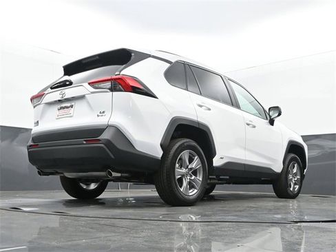Used 2025 Toyota RAV4 LE image 25