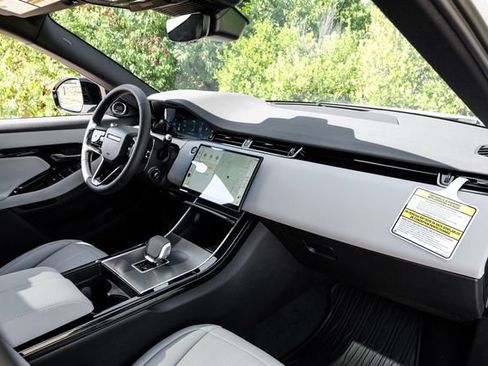 New 2026 Land Rover Range Rover Evoque S AWD/4WD image 19