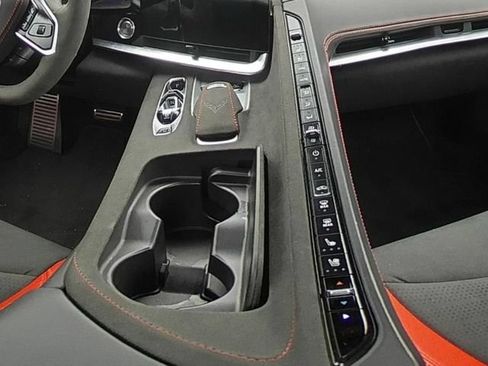 Used 2023 Chevrolet Corvette Stingray Premium Conv w/ Z51 Performance Package RWD image 24