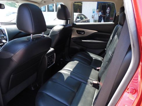 Used 2015 Nissan Murano Platinum w/ Platinum Technology Package AWD/4WD image 8