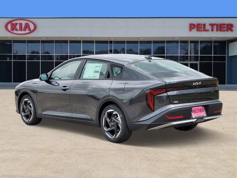 New 2026 Kia K4 EX FWD image 3