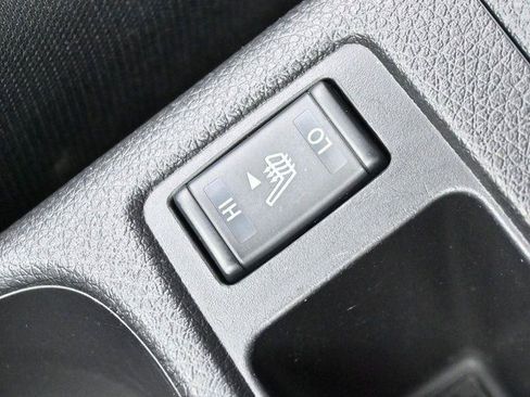 Used 2020 Nissan Rogue Sport SV w/ Technology Package FWD image 21