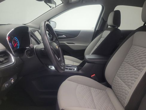 Used 2019 Chevrolet Equinox LT w/ Driver Convenience Package AWD/4WD image 17