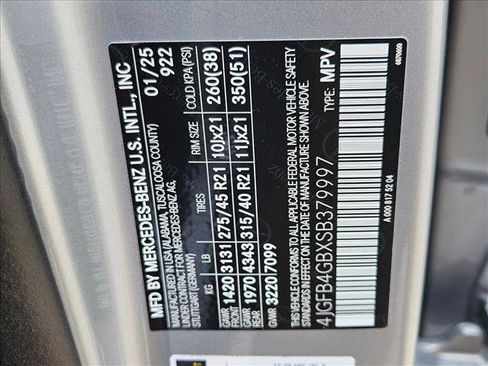 Used 2025 Mercedes-Benz GLE 450e 4MATIC image 26