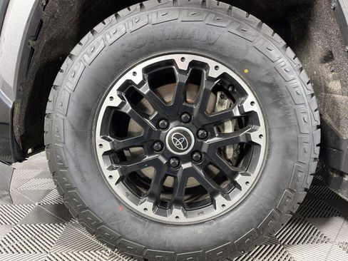 Used 2023 Toyota Sequoia Limited w/ TRD Off-Road Package image 9