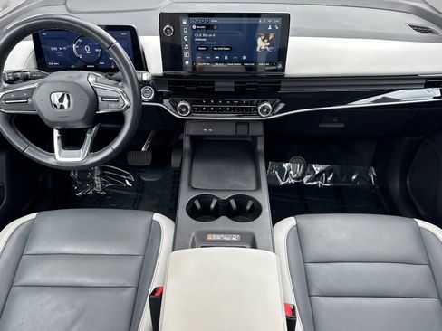 Used 2025 Honda Prologue Touring image 13