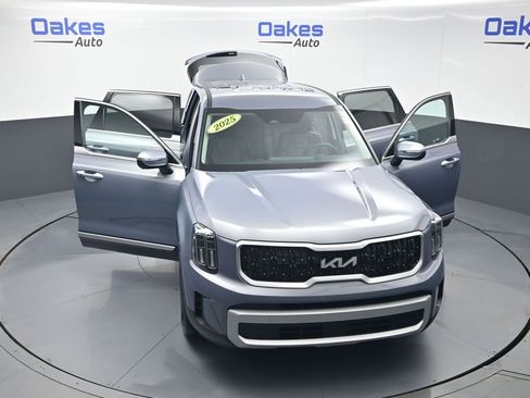 New 2025 Kia Telluride LX FWD image 58