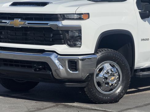 Certified 2024 Chevrolet Silverado 3500 LT image 3