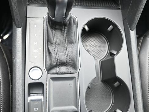 Used 2018 Volkswagen Atlas SE image 10