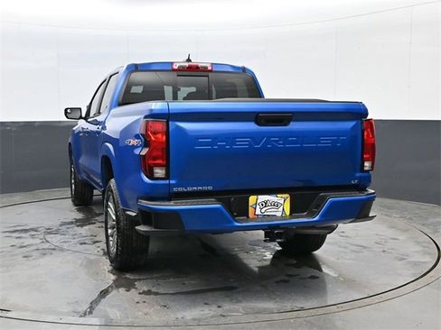 Used 2023 Chevrolet Colorado LT w/ LT Convenience Package image 6