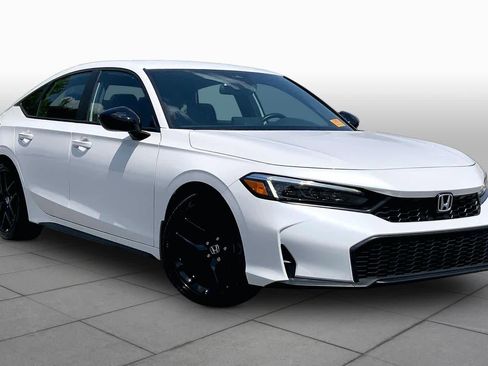Used 2025 Honda Civic Sport image 3