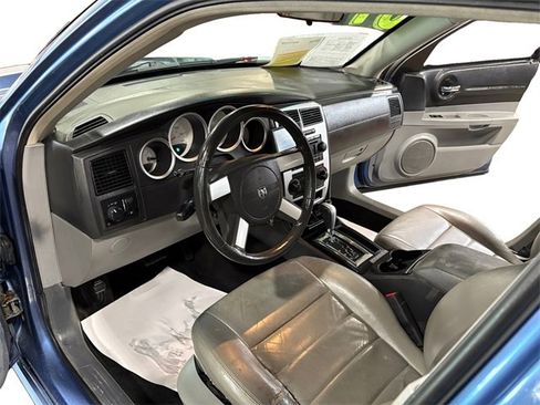 Used 2007 Dodge Magnum SXT image 9