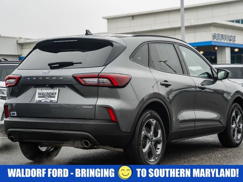 Used 2025 Ford Escape ST-Line Select AWD/4WD image 5
