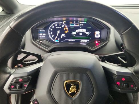 Used 2015 Lamborghini Huracan LP 610-4 image 38