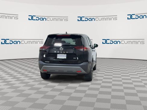 Used 2023 Nissan Rogue SV FWD image 7