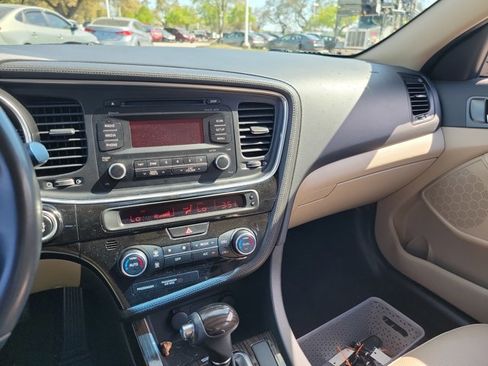 Used 2014 Kia Optima EX w/ Paint Protection Film Package image 22