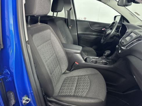 Used 2024 Chevrolet Equinox LT w/ LPO, Floor Liner Package FWD image 8