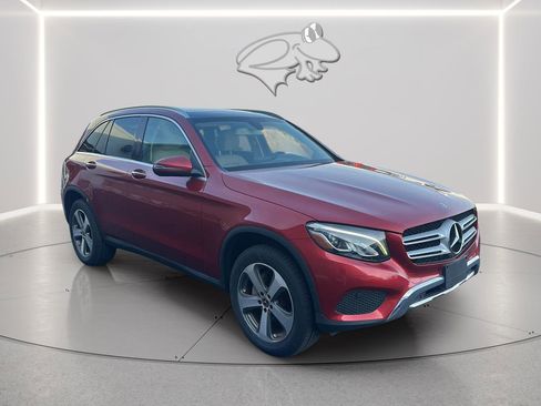 Used 2019 Mercedes-Benz GLC 300 4MATIC image 7