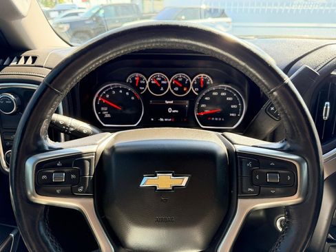 Used 2021 Chevrolet Silverado 1500 LT RWD image 16