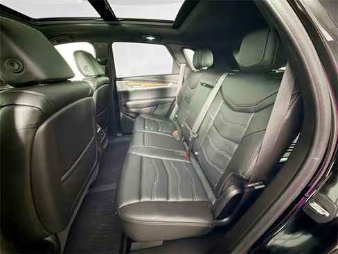 Used 2024 Cadillac XT5 Sportv image 23