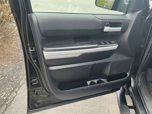 Used 2021 Toyota Tundra SR5 w/ Trail Edition image 16