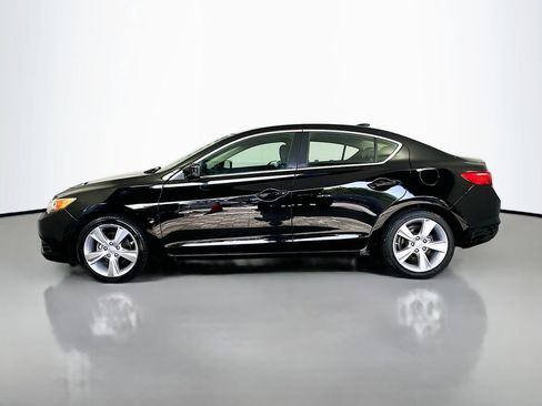 Used 2014 Acura ILX w/ Premium Package FWD image 4