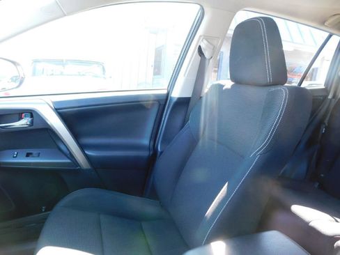 Used 2018 Toyota RAV4 XLE image 29