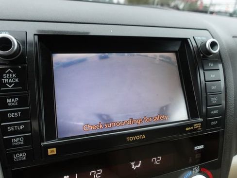 Used 2010 Toyota Tundra Limited image 21