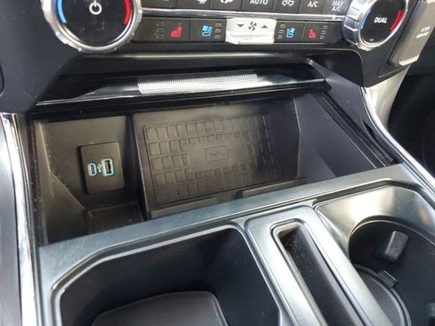 Used 2022 Ford F150 Lariat w/ Max Trailer Tow Package image 24