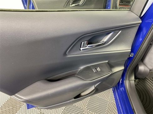 Used 2024 Toyota Prius Prime Premium image 28