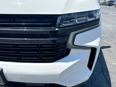 Used 2024 Chevrolet Suburban RST w/ Luxury Package AWD/4WD image 10