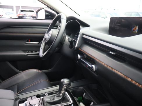 Used 2025 MAZDA CX-50 AWD 2.5 S w/ Premium Plus Pkg image 10