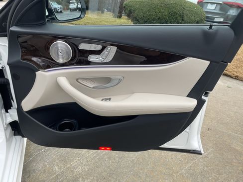 Certified 2022 Mercedes-Benz E 450 4MATIC Sedan image 46