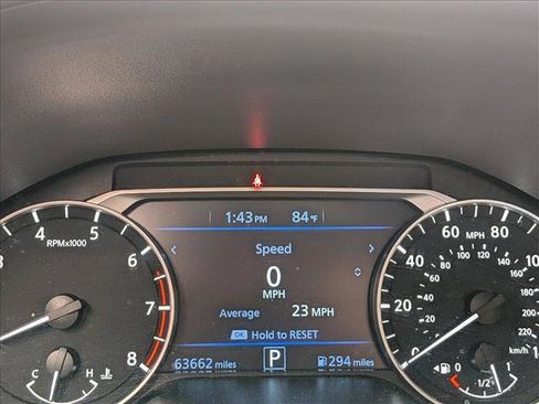 Used 2024 Nissan Altima 2.5 SR FWD image 10